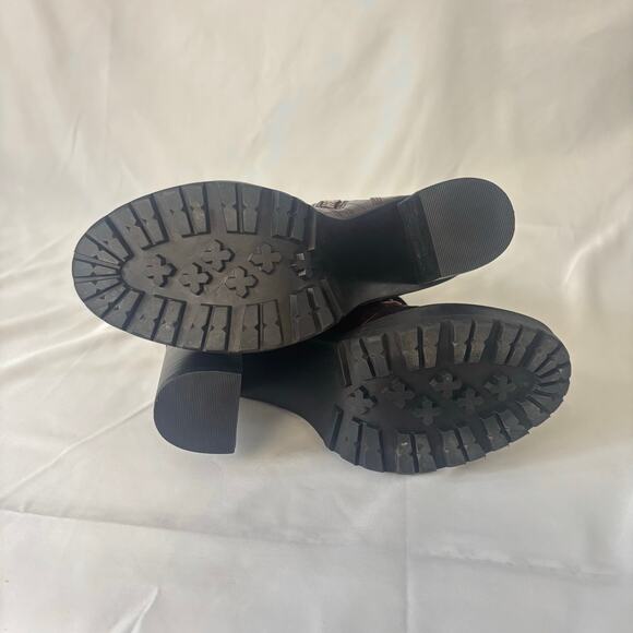 Winnie Harlow x Steve Madden LisaLove Croc Embossed Platform Lace-Up Boots 8.5 - Picture 8 of 10